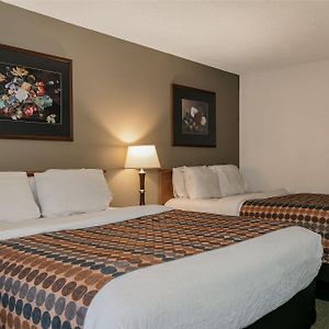Queen Room Two Queen Beds